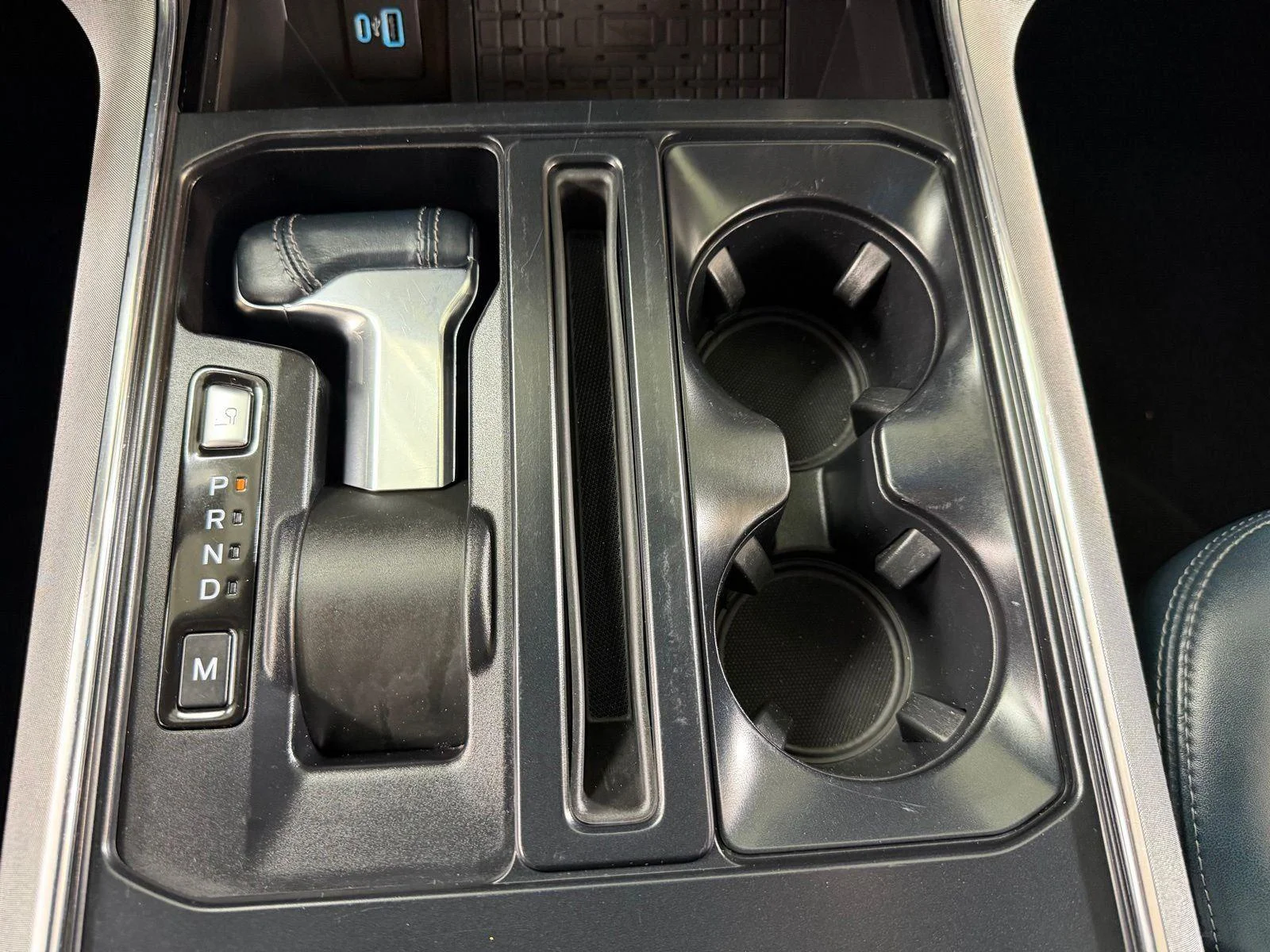 Used 2023 Agate Black Metallic Ford Limited image 19