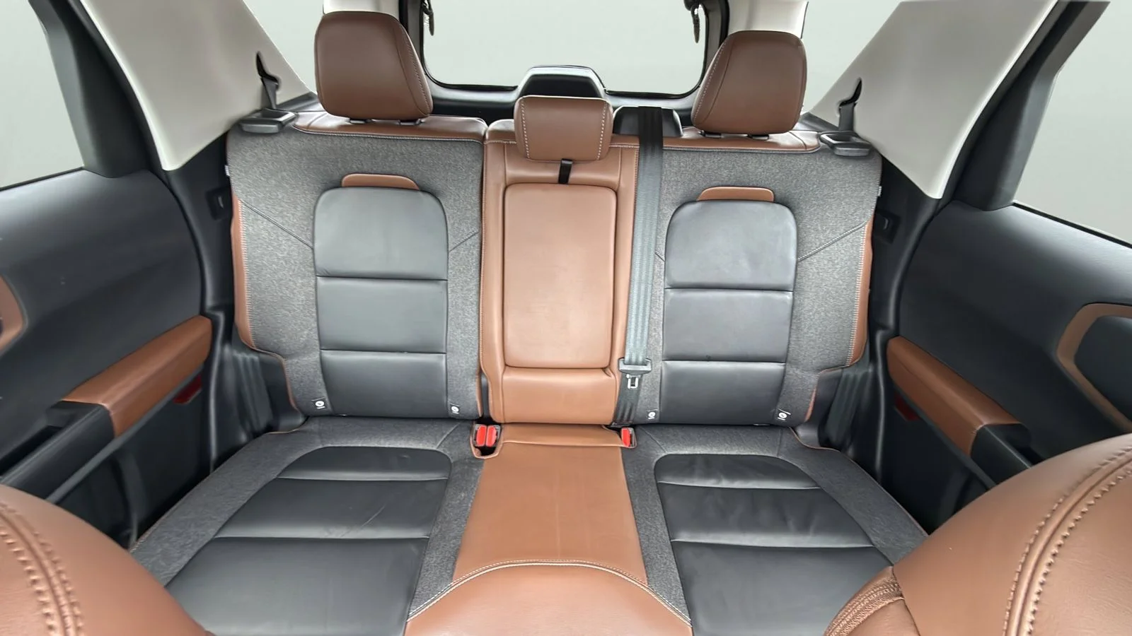 Used 2023 Blue Ford Outer Banks image 25