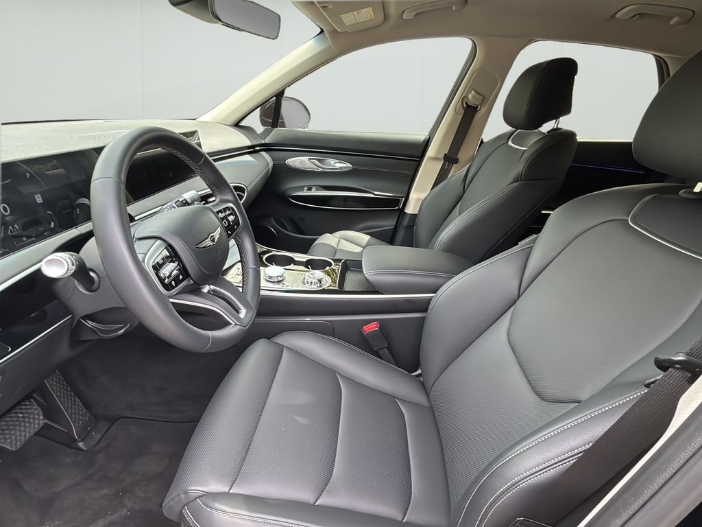 2026 GENESIS GV70 - Photo 14