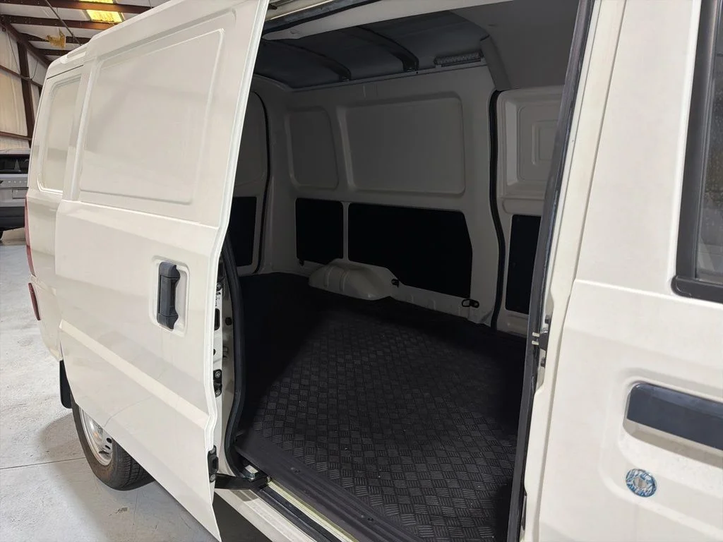 Used 2024 White MULLEN X image 25