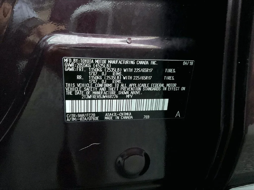Used 2018 Black Currant Toyota XLE image 34