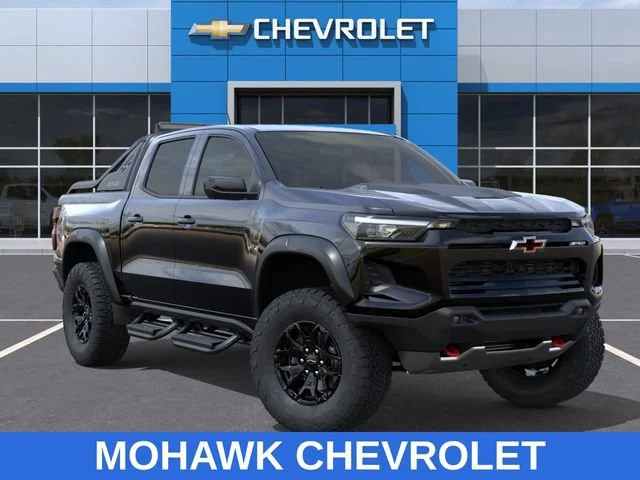 2026 Chevrolet Colorado ZR2 - Photo 7