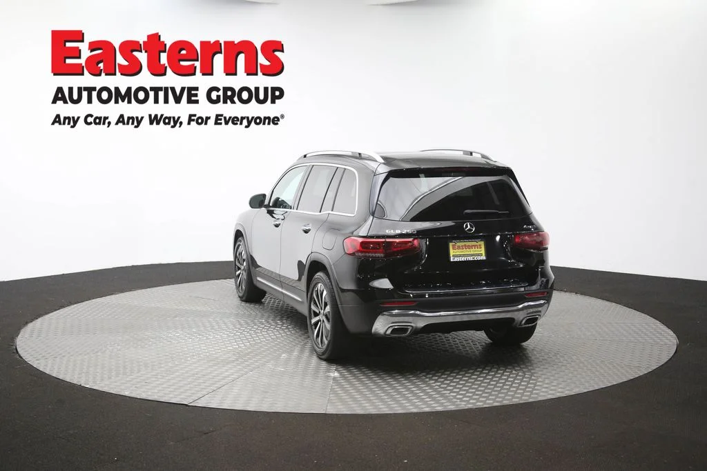 Used 2022 Black Mercedes-Benz GLB 250 image 66