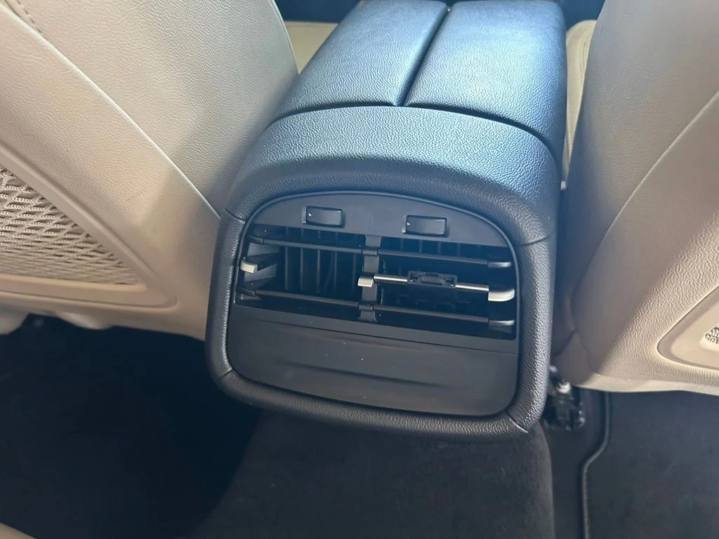 Used 2015 Gray Maserati Base image 30