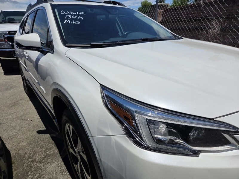 Used 2021 Crystal White Pearl SUBARU LIMITED image 3