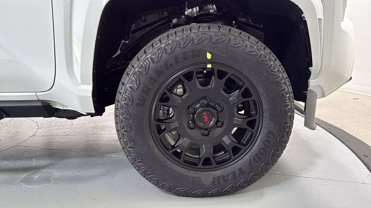 New 2026 Ice Cap Toyota  SR5 image 21