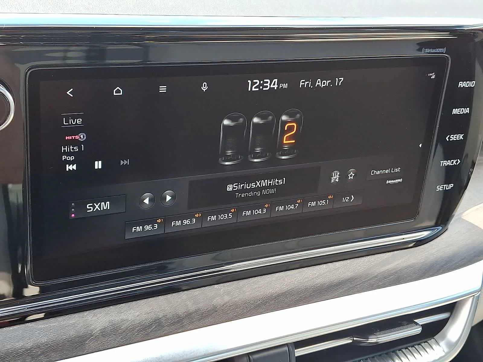 Used 2022 Ebony Black Kia EX image 19