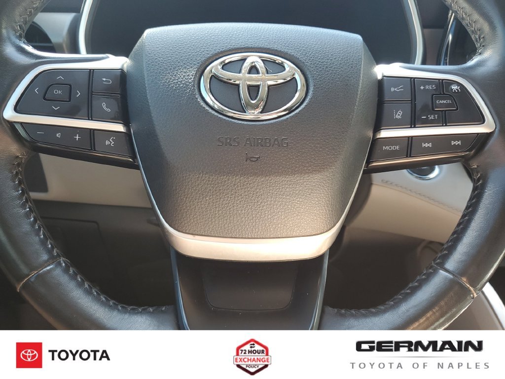 Used 2022 Blue Toyota XLE image 26