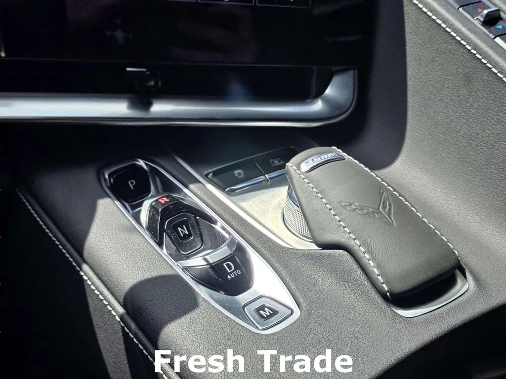 Used 2023 Arctic White Chevrolet Stingray image 13