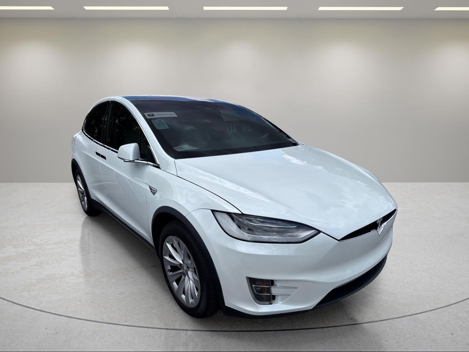 Used 2020  Tesla Long Range image 22
