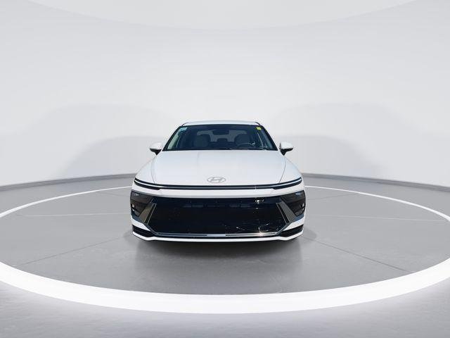 New 2026 White Hyundai SEL Sport image 3