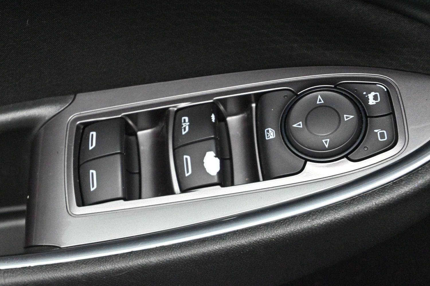 Used 2021 SILVER ICE METALLIC Chevrolet LT image 12