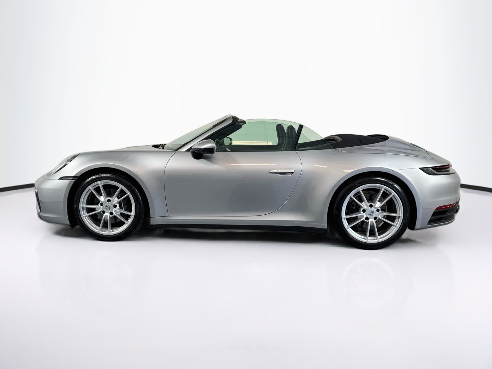 Used 2020 Gt Silver Metallic Porsche Carrera image 2