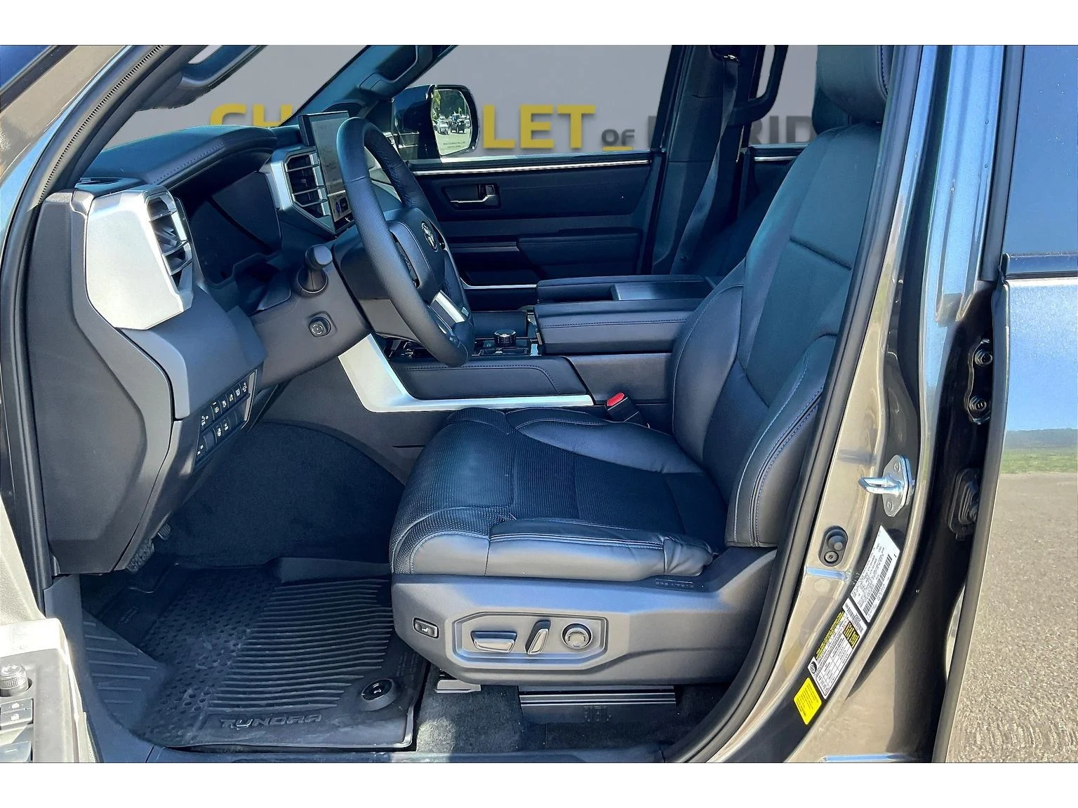 Used 2025 Gray Toyota Platinum Hybrid image 17
