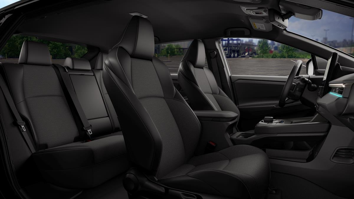 2026 Toyota bZ XLE - Photo 44