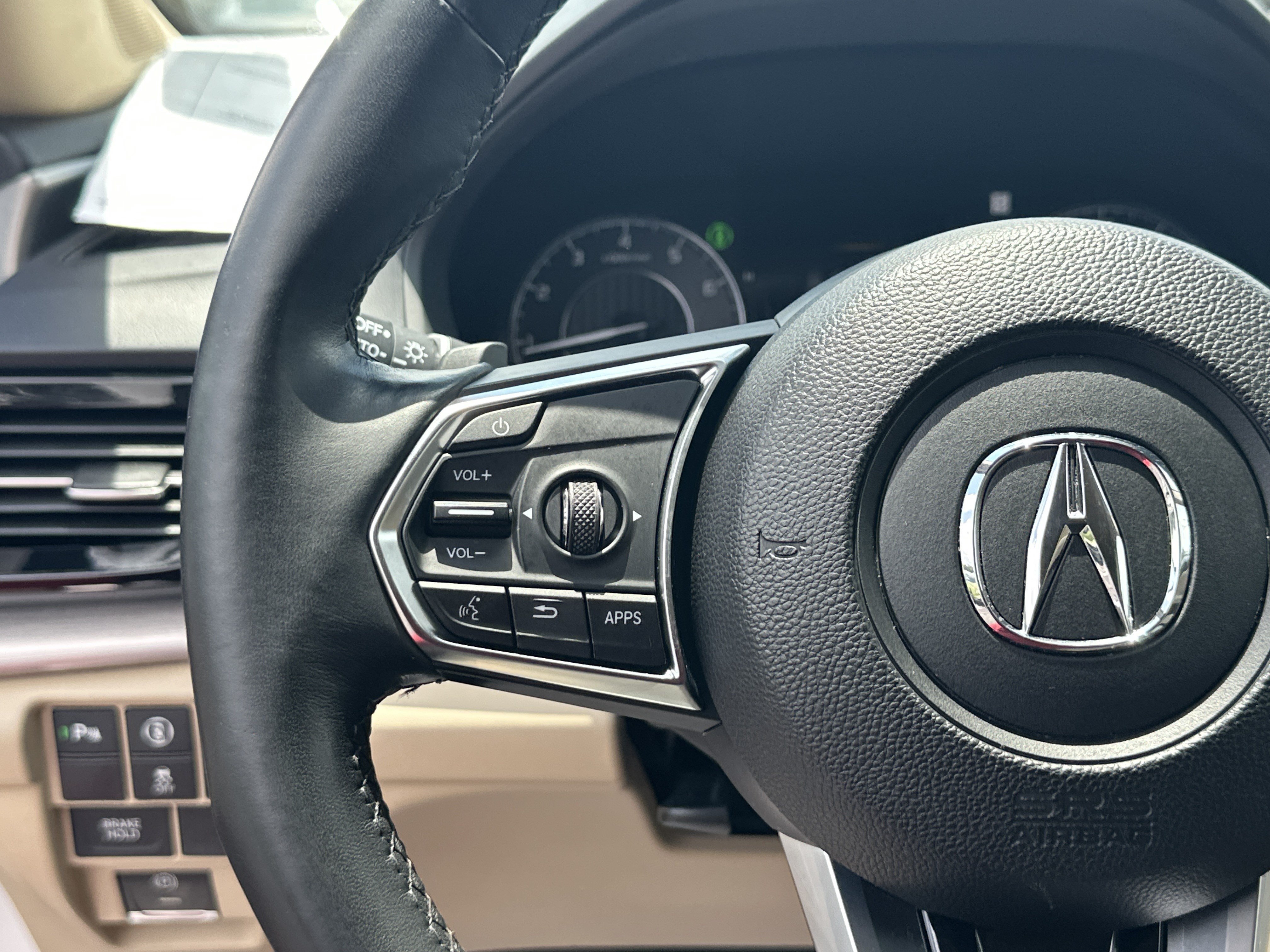 Used 2023 Platinum White Pearl Acura w/Technology Package image 28