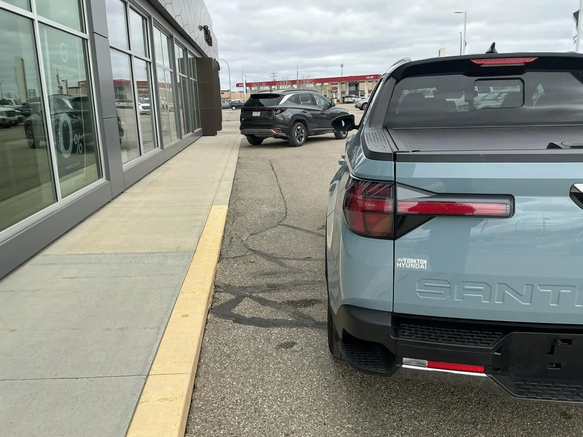 Used 2025 Blue Hyundai Preferred image 35