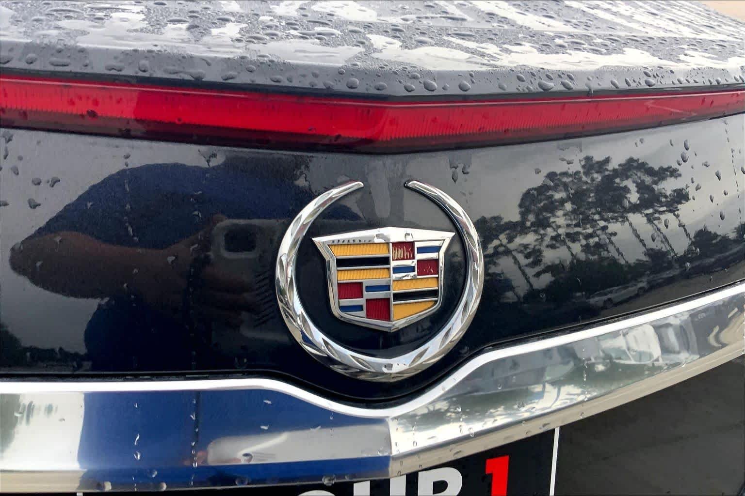 Used 2014 Black Diamond Tricoat Cadillac Vsport Premium RWD image 10