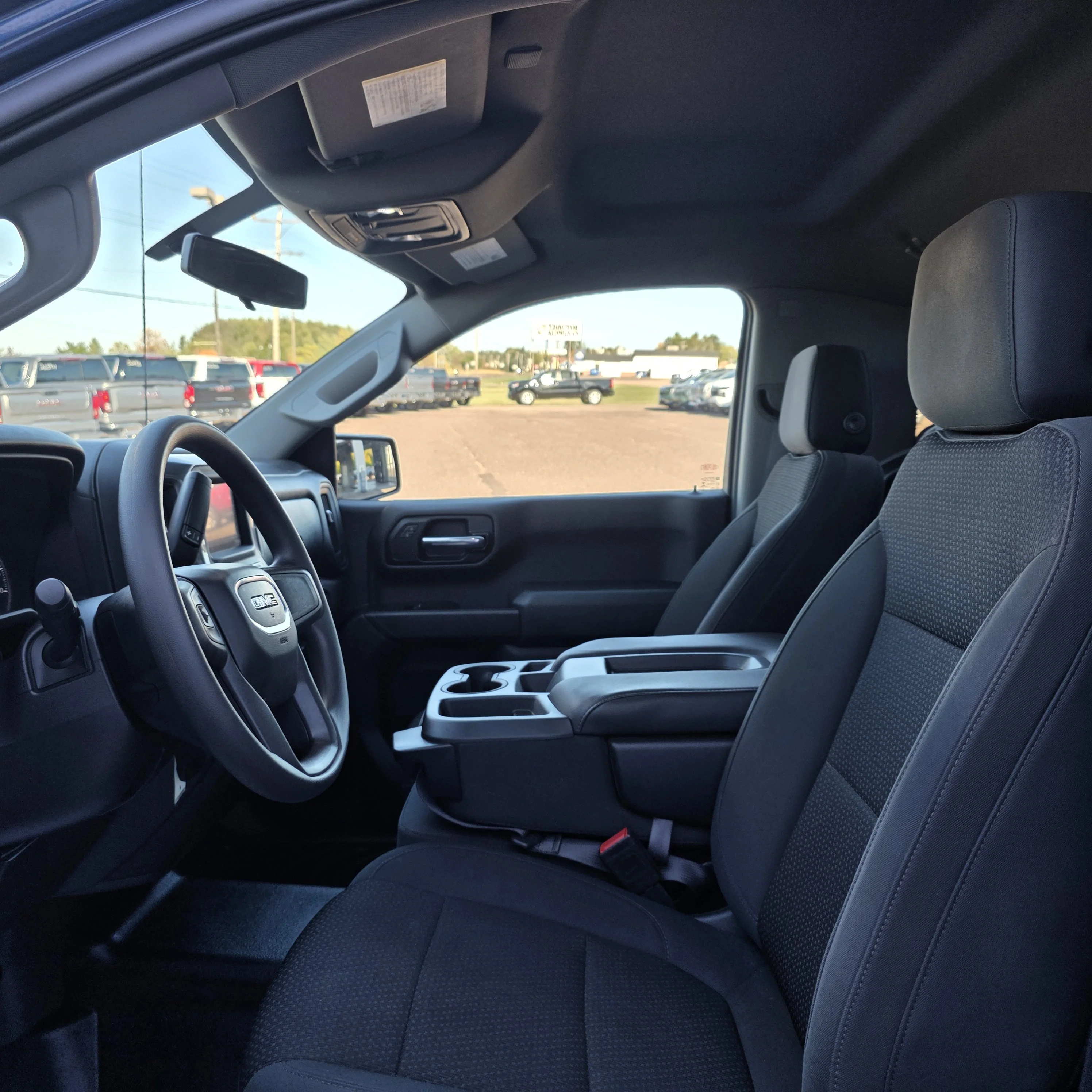 Used 2020 PACIFIC BLUE METALLIC GMC 4WD Regular Cab Long Box image 8