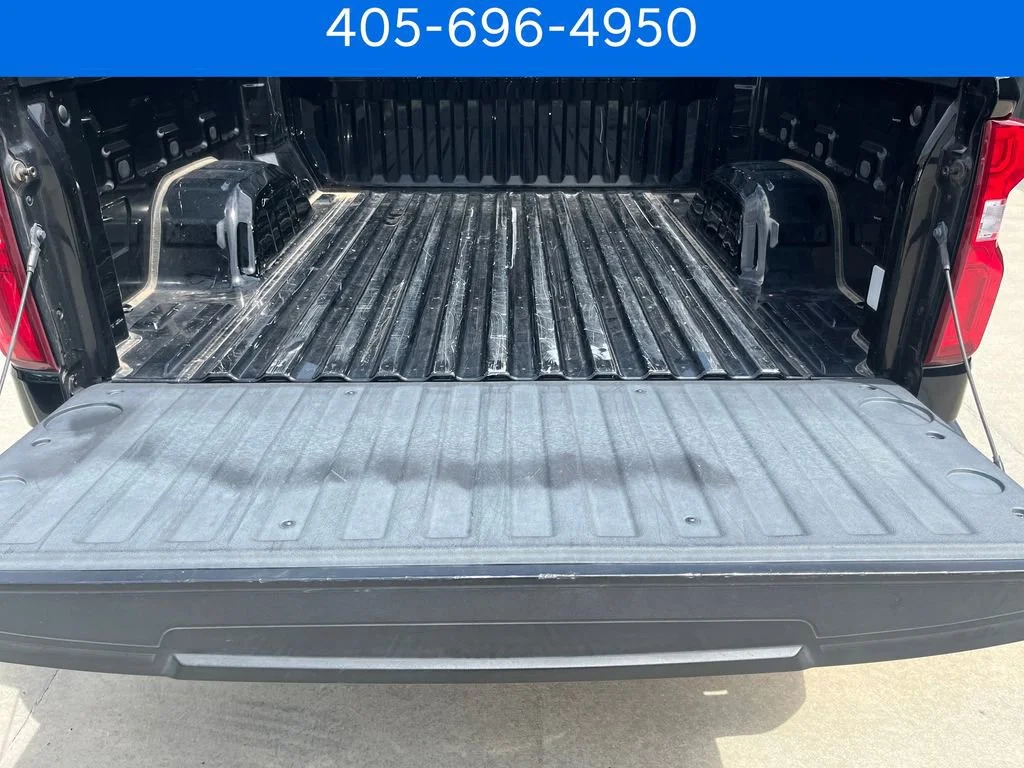 Pre-Owned 2020 Chevrolet Silverado 1500 RST