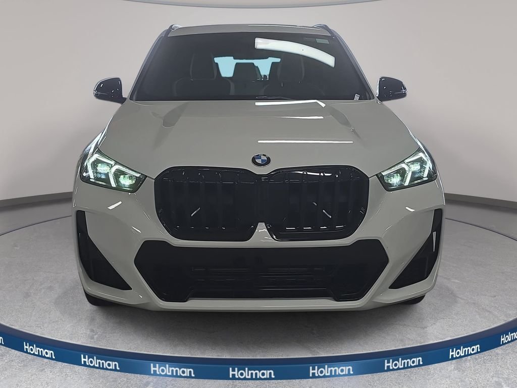 New 2026 Alpine White BMW xDrive28i image 2