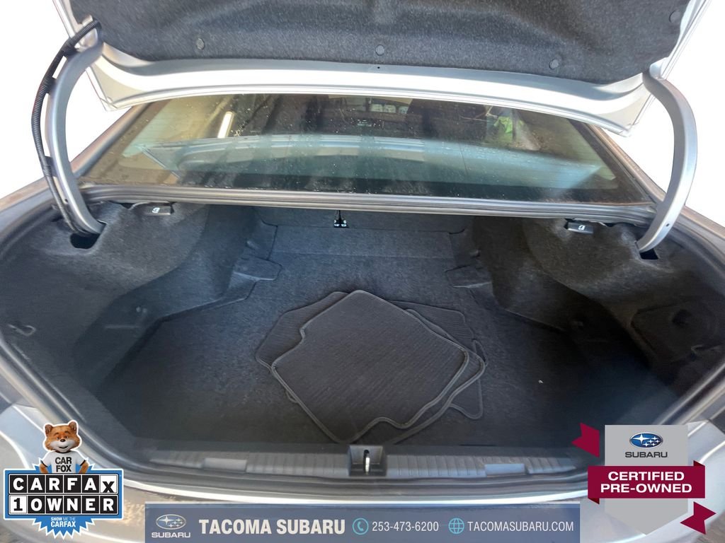 Used 2025  Subaru Premium image 19
