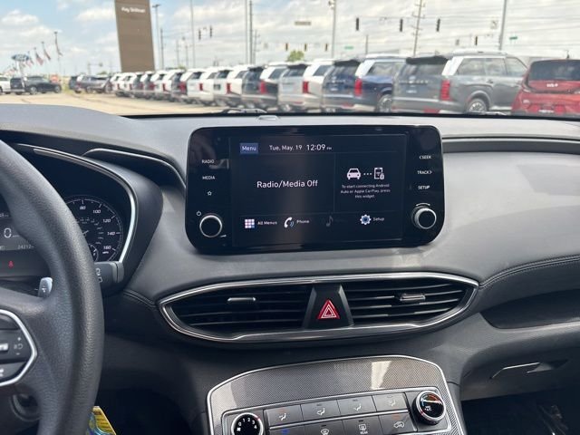 2023 Hyundai Santa Fe SE - Photo 22