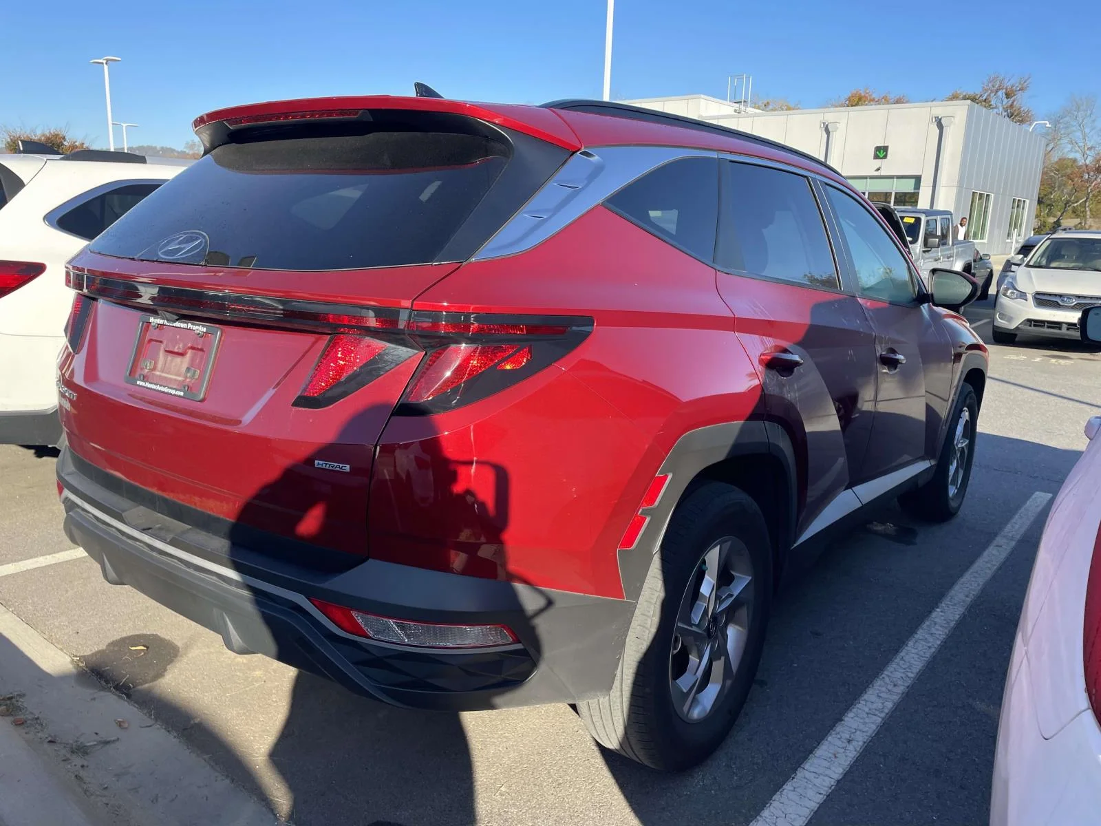 Used 2024 Ultimate Red Hyundai SEL image 4