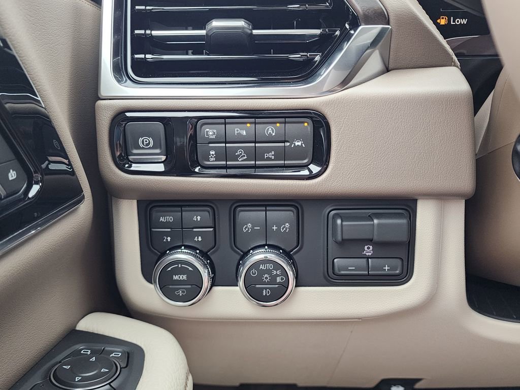 2026 GMC Yukon Denali - Photo 19