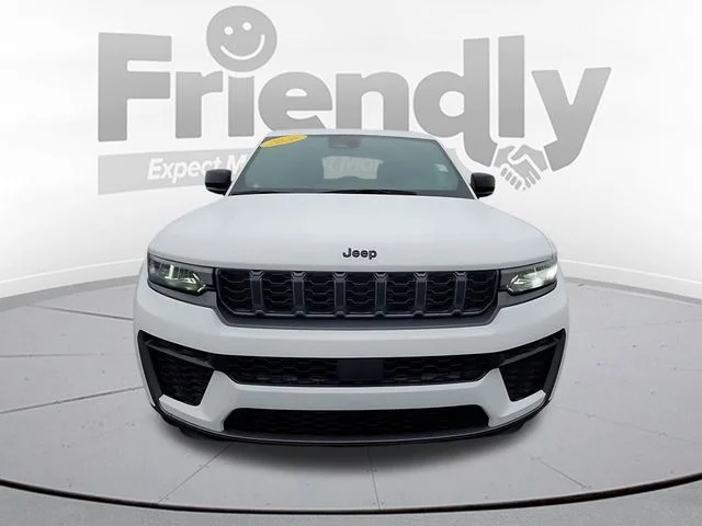 2026 Jeep Grand Cherokee Laredo - Photo 8