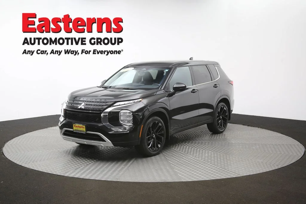 Used 2024 Black Mitsubishi SE image 55