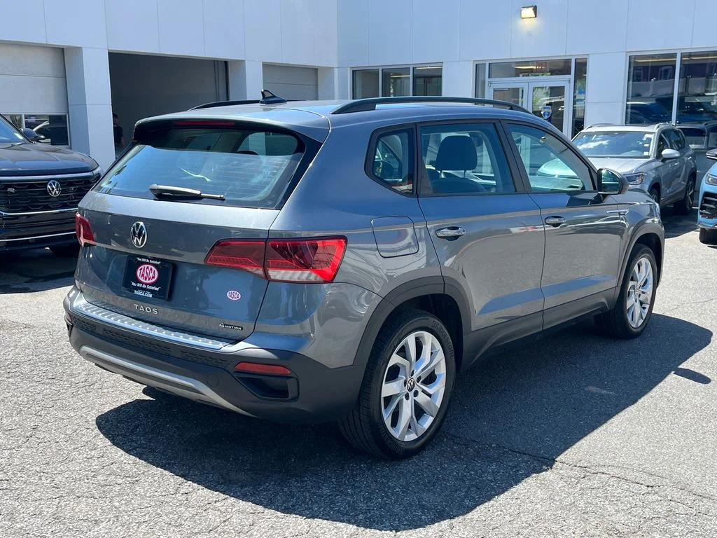 Used 2023 Gray Volkswagen 1.5T S image 2