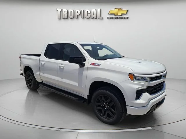 New 2026 Summit White Chevrolet RST image 7