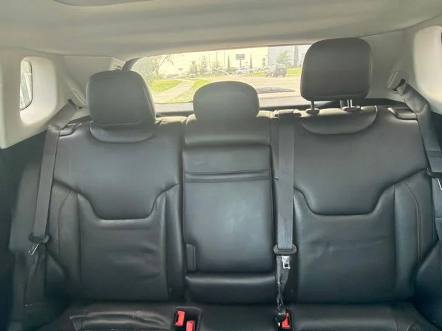 Used 2018 Green Jeep Limited image 21