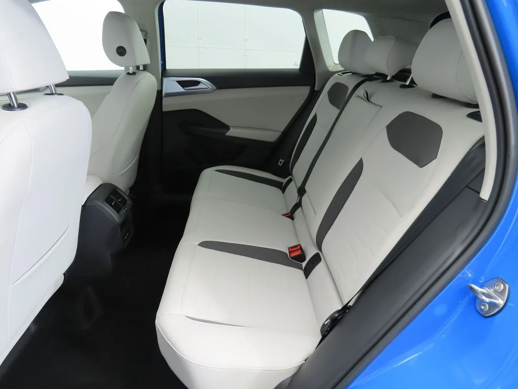 New 2026 Blue Volkswagen 1.5T SE image 21