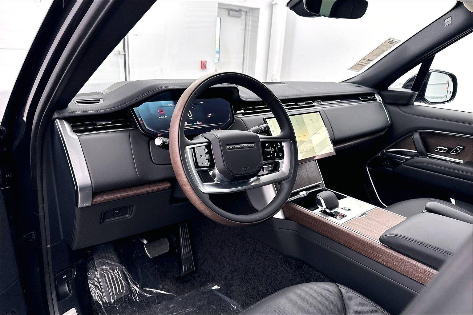 New 2026 Carpathian Grey Premium Metallic Land Rover SE image 15