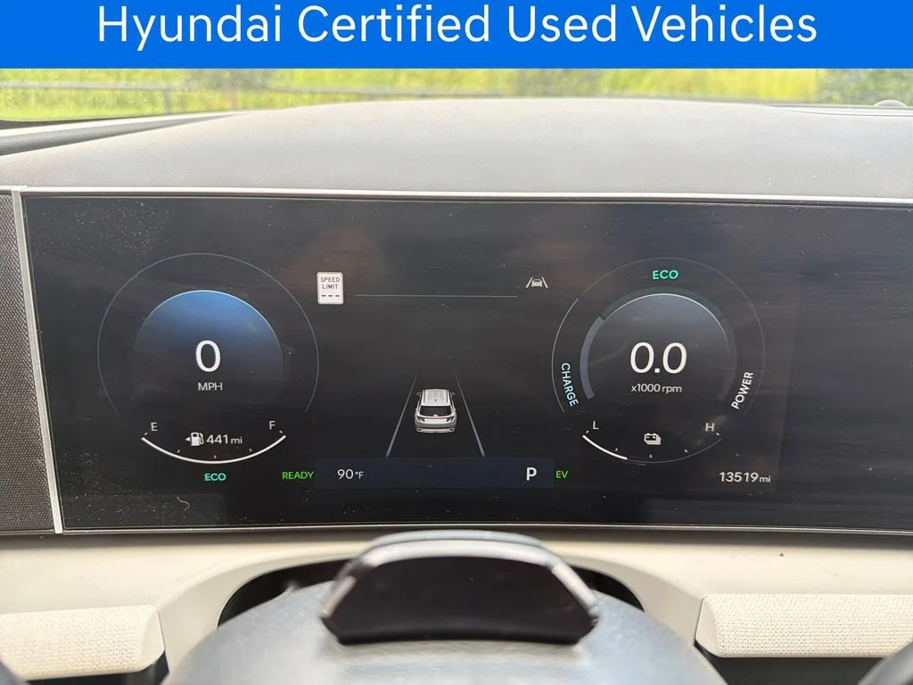 Certified Pre-Owned 2025 Hyundai Tucson Hybrid SEL Convenience