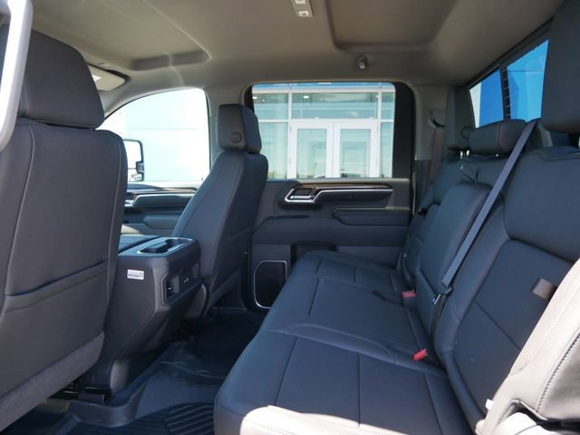 2026 Chevrolet Silverado 3500 HD LT - Photo 6