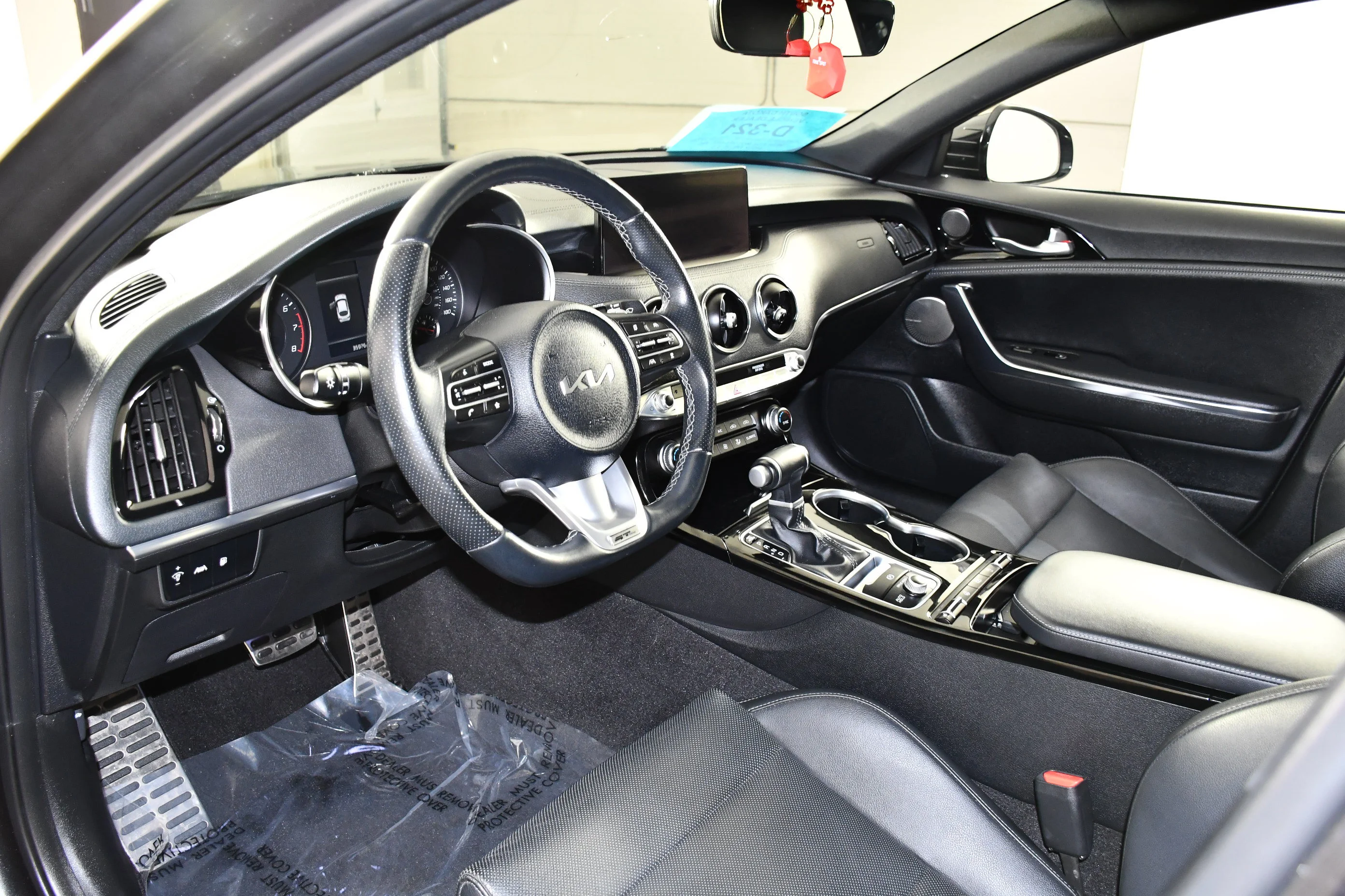 Used 2023 Panthera Metal Kia GT-Line image 2