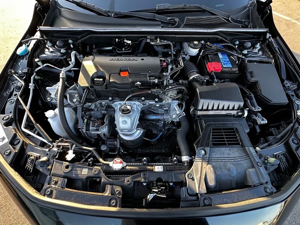 Used 2024  Honda LX image 16