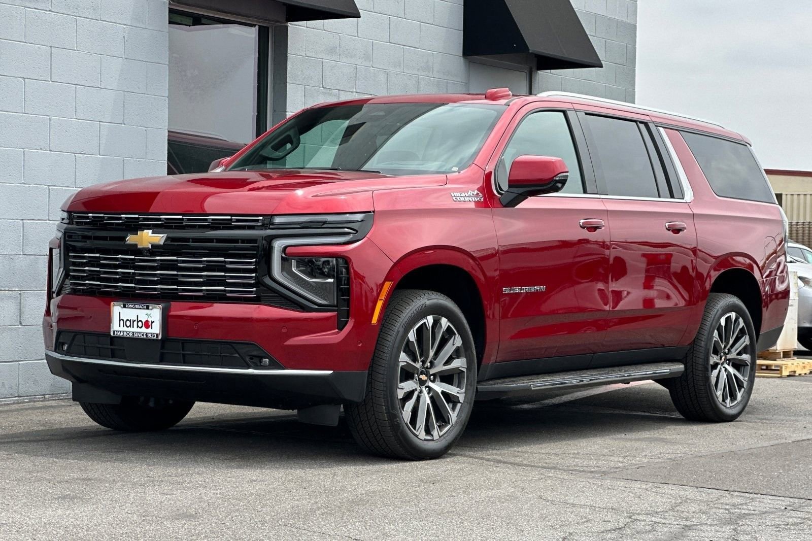 2025 Chevrolet Suburban High Country - Photo 8