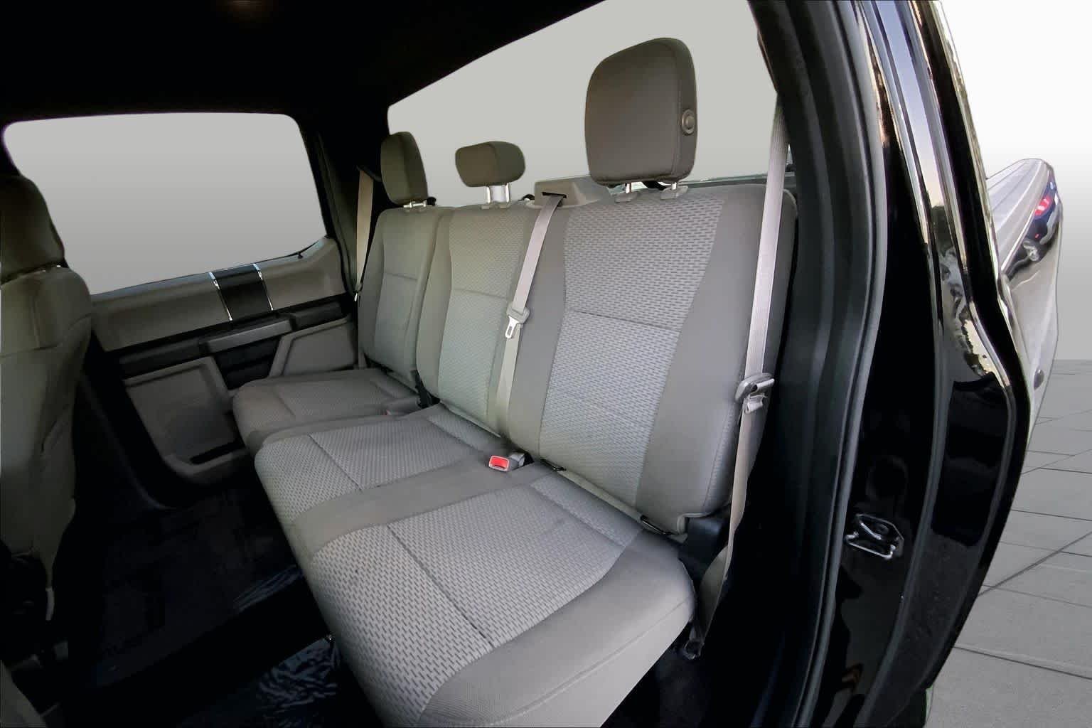 Used 2017 Shadow Black Ford XLT image 18