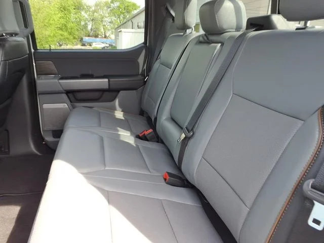 2024 Ford F-150 Lariat - Photo 16