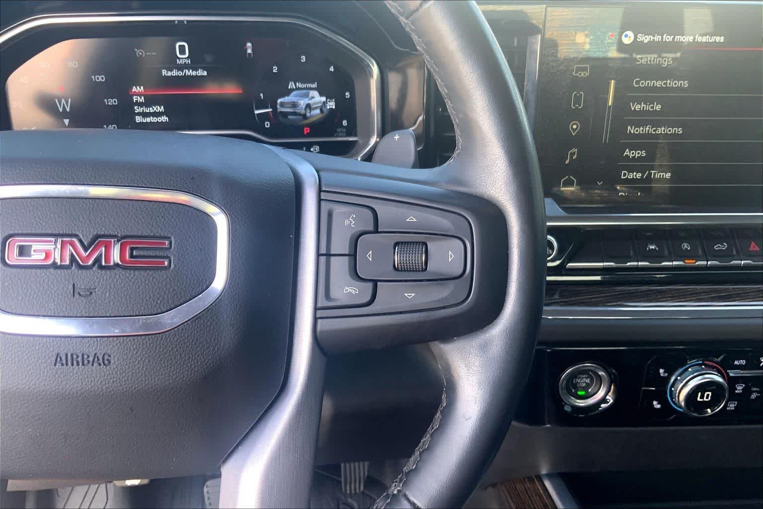 Certified Used 2024 Dynamic Blue Metallic GMC Elevation image 23
