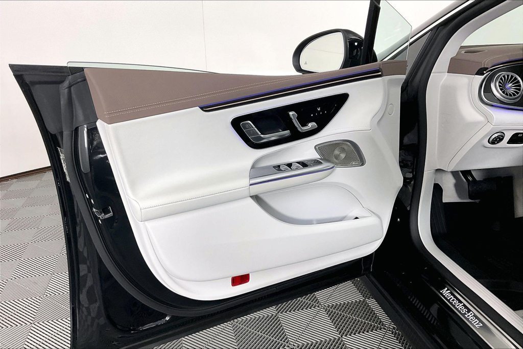 2023 Mercedes-Benz EQE Base - Photo 15