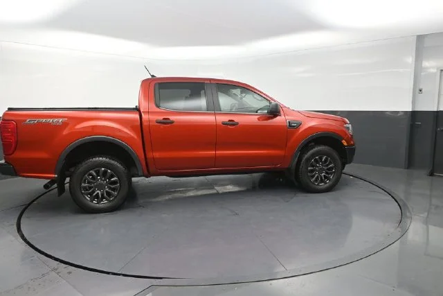 Used 2019 Red Ford XLT image 9