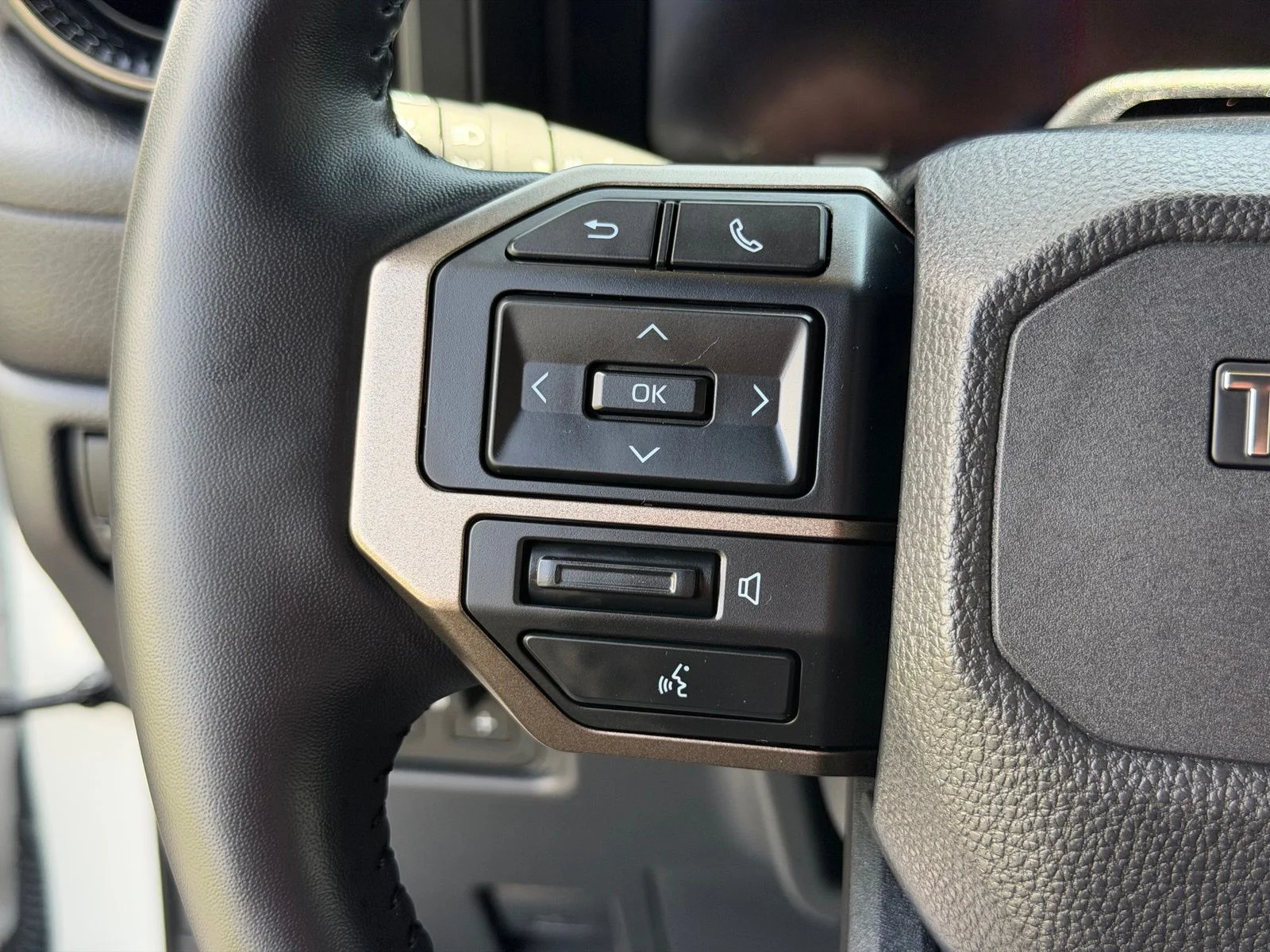Used 2025 Beige Toyota Base image 18