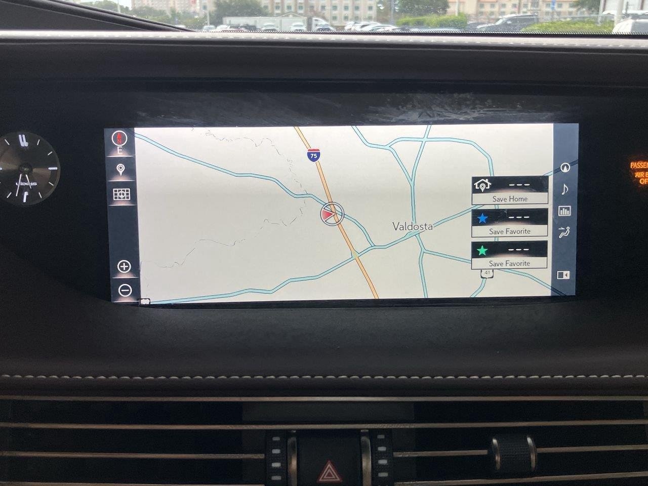 Used 2018 White (Eminent White Pearl) Lexus 500h image 21