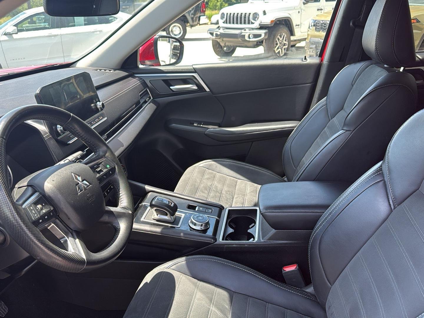 Used 2024 Red Diamond Mitsubishi SE image 10