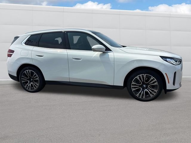 Certified Used 2025 Alpine White BMW 30 xDrive image 7